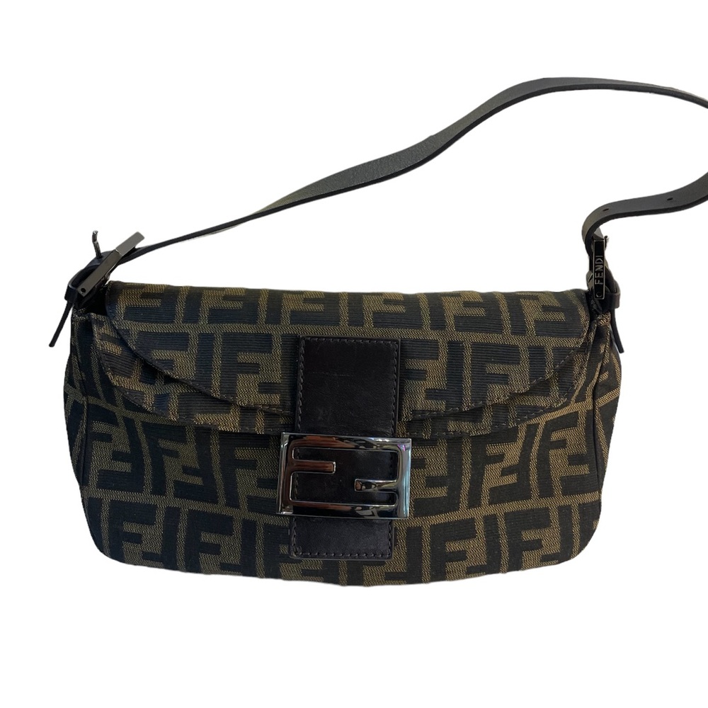 FENDI- Double Flap Mamma Baguette